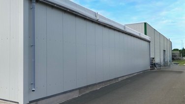 Side view of the H-Line warehouse, grey-white RAL colour