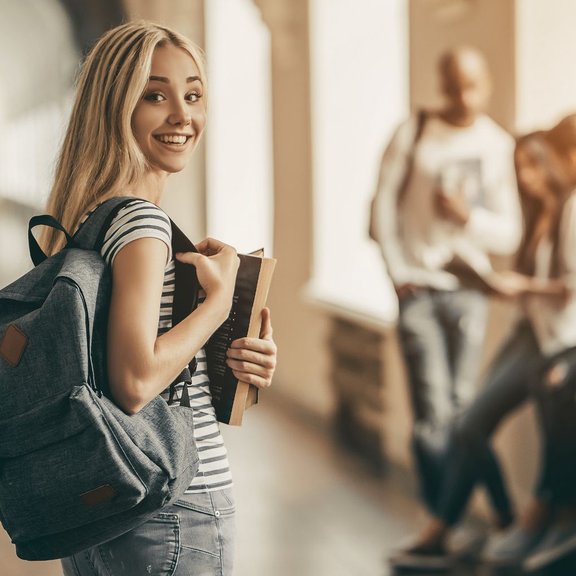 Praktikamöglichkeiten für Schüer und Studenten
