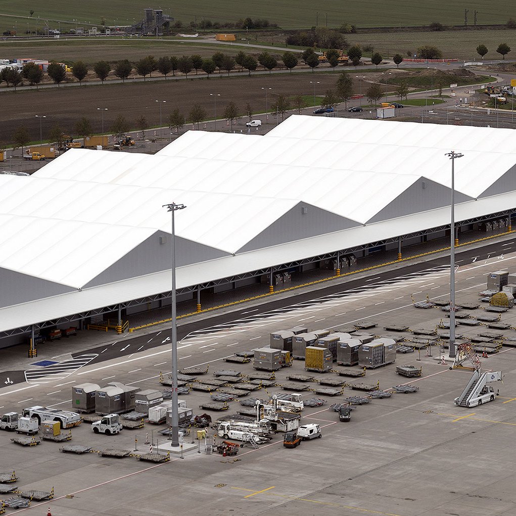Logistikhallen für ein Sortier- und Frachtzentrum Air Hub Leipzig