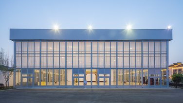 Front view of a multi-storey RÖDER tent as a venue for an art exhibition in China
