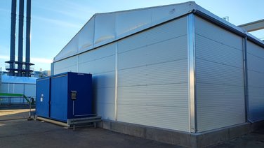Front view of weather protection hall no. 3