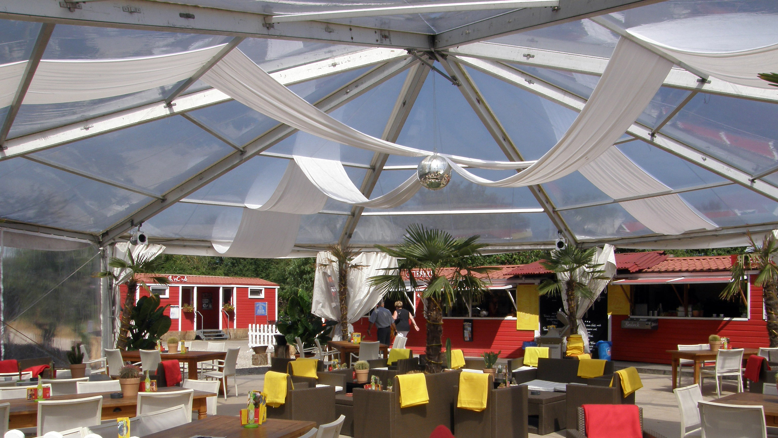 Röder B-TENTS Octagonal Marquee