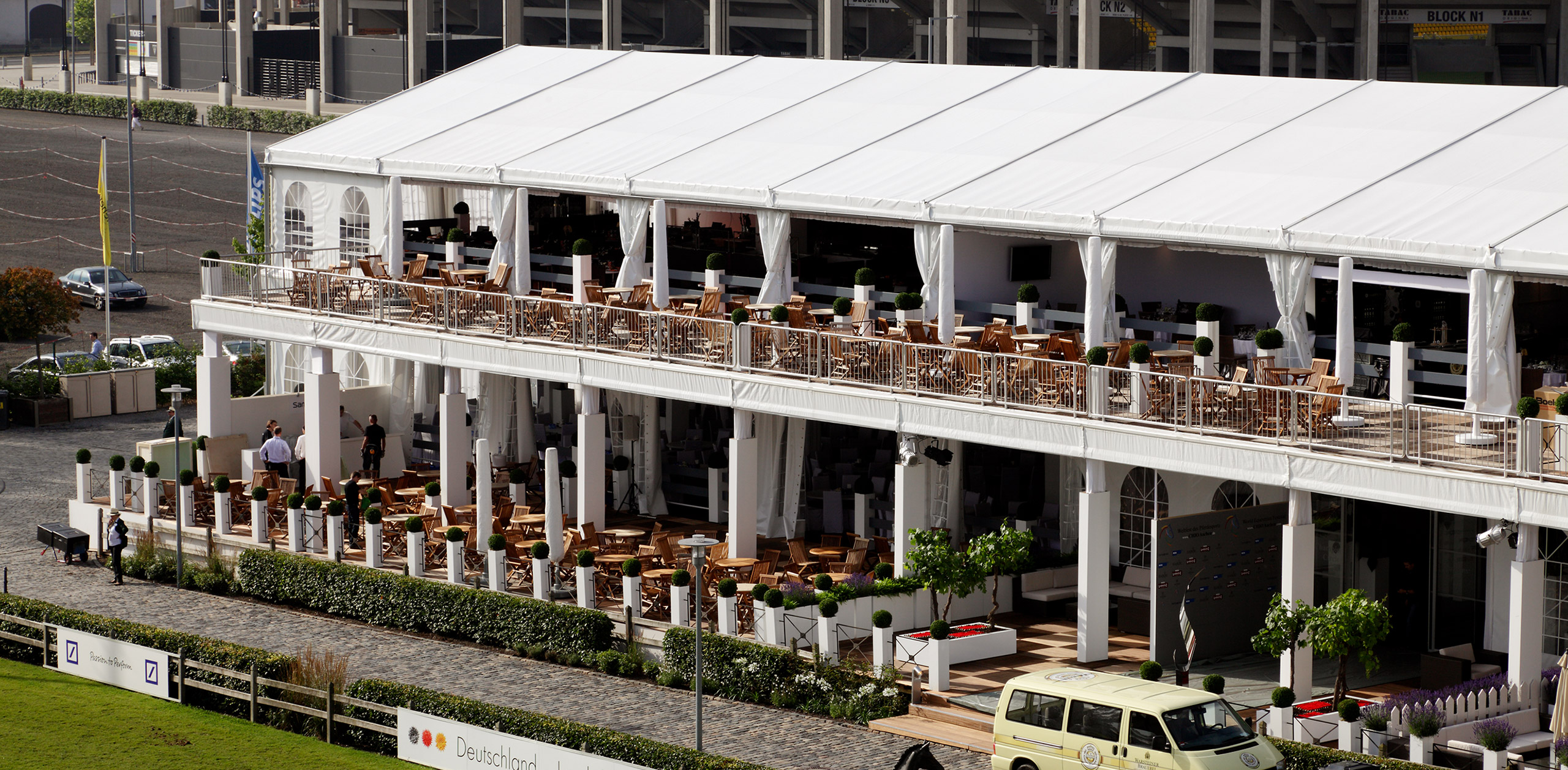 Röder B-TENTS Two Floor P5 Marquee