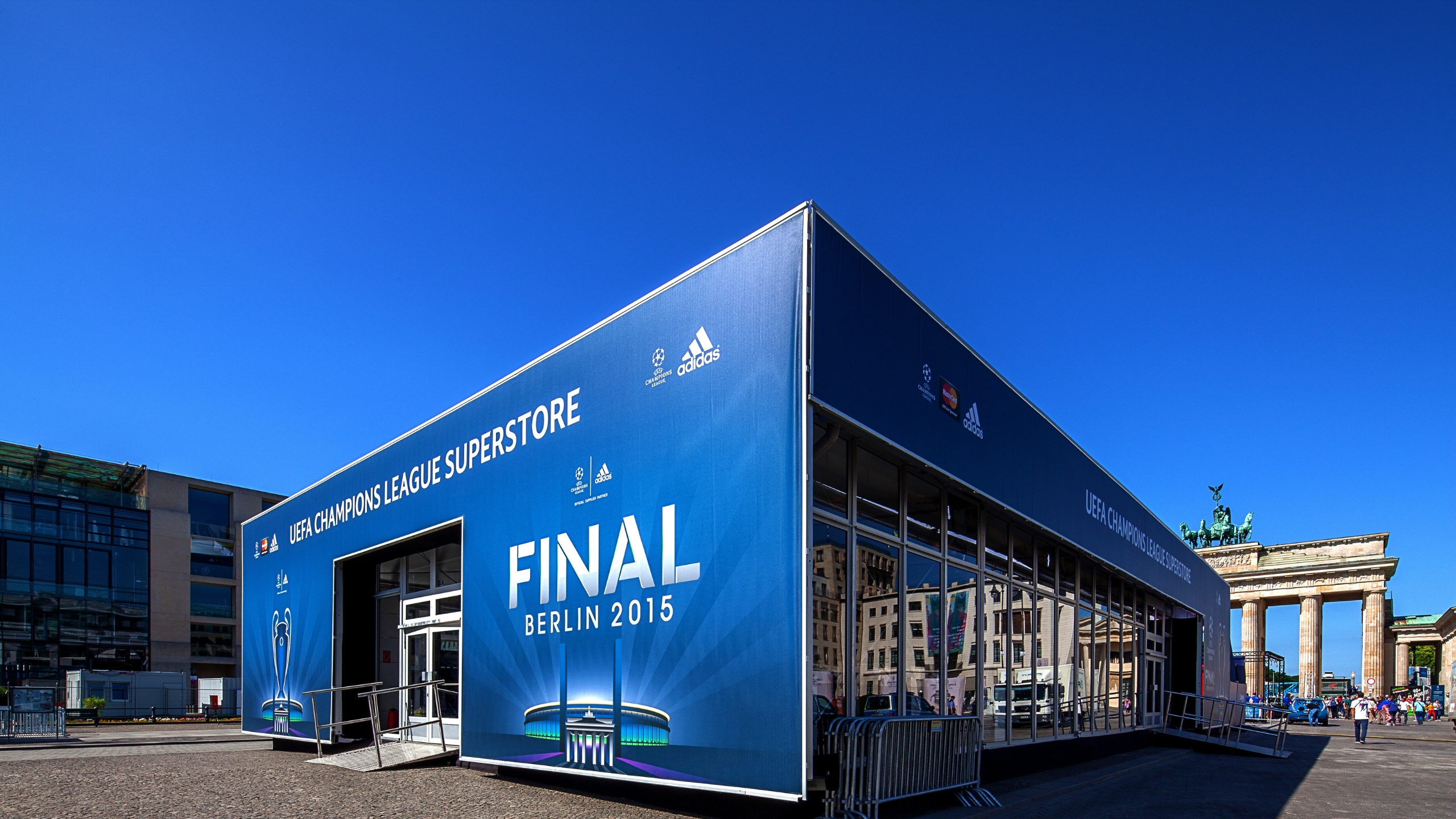 Temporary shop Event tent Exterior view Blue branding Shop_CL_2015_Aussenansicht.jpg